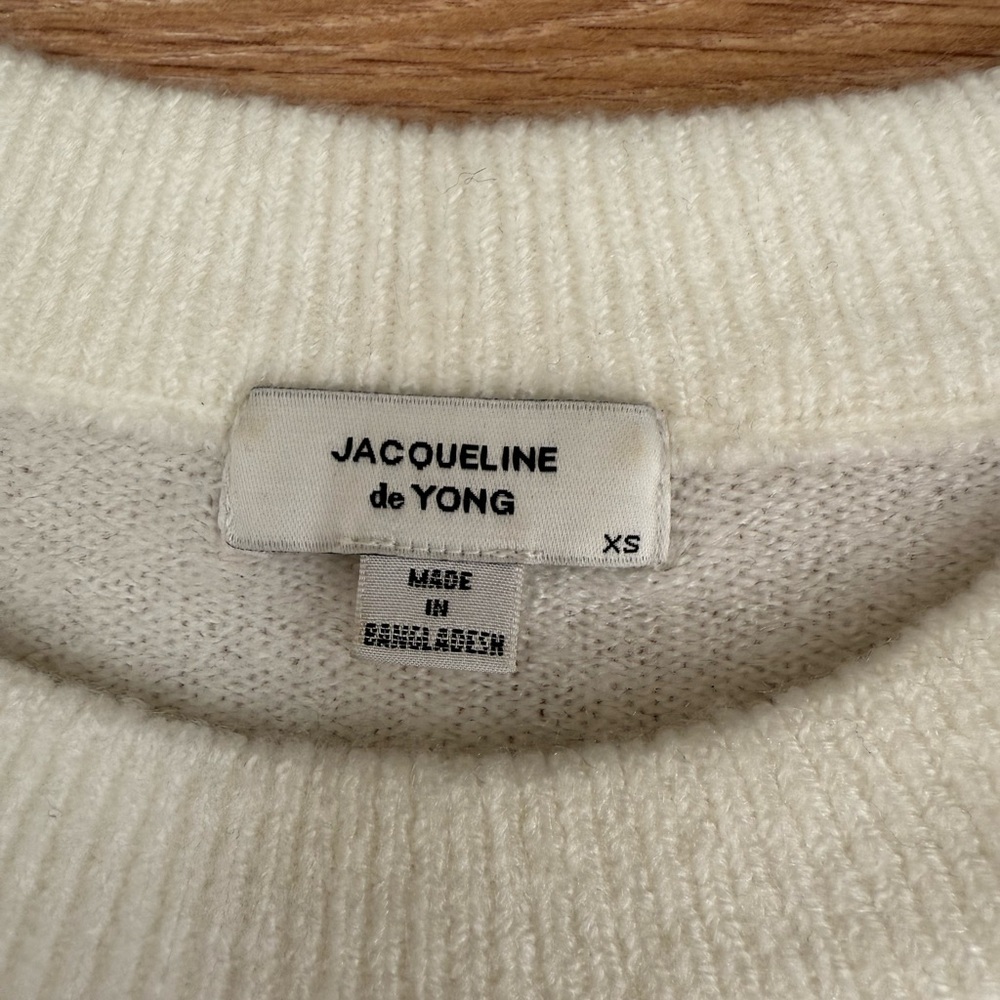 JACQUELINE DE YONG - White and Gray Sweater (NWOT) - Picture 3 of 6